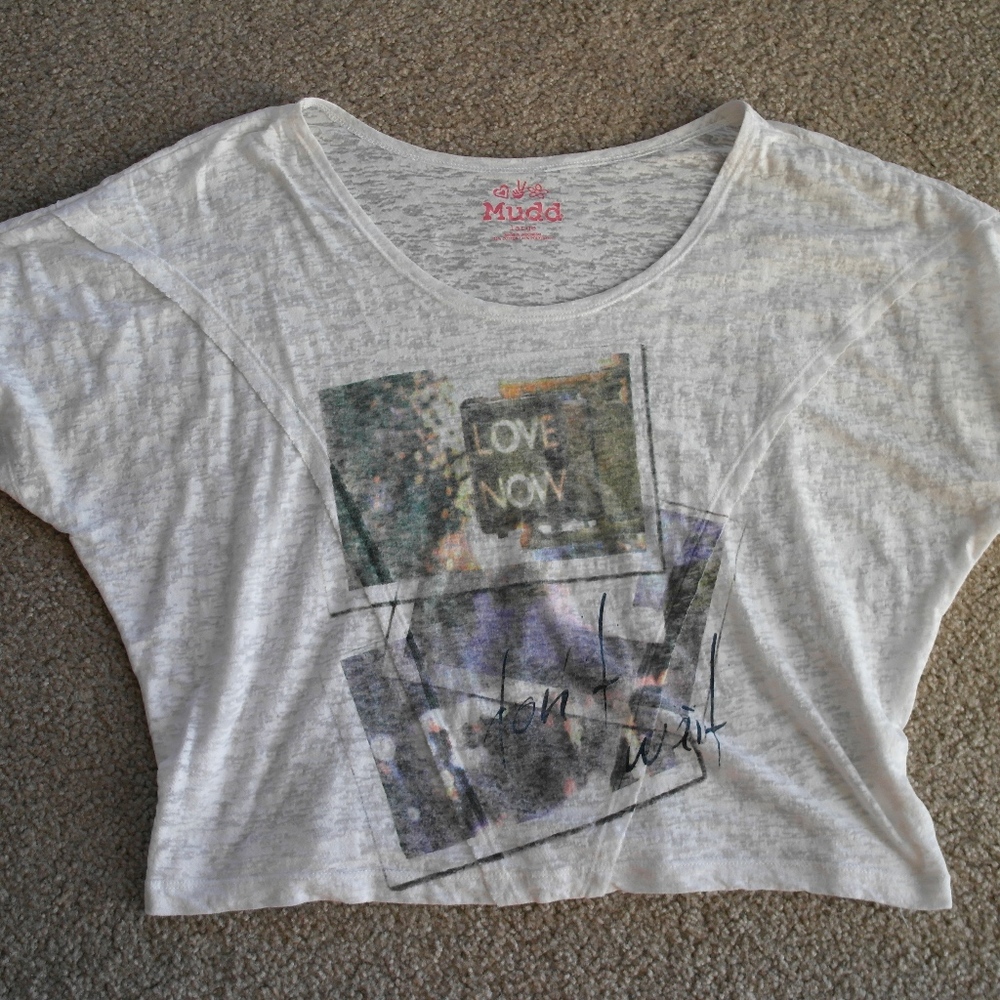 Crop Tee - Picture 2 of 3
